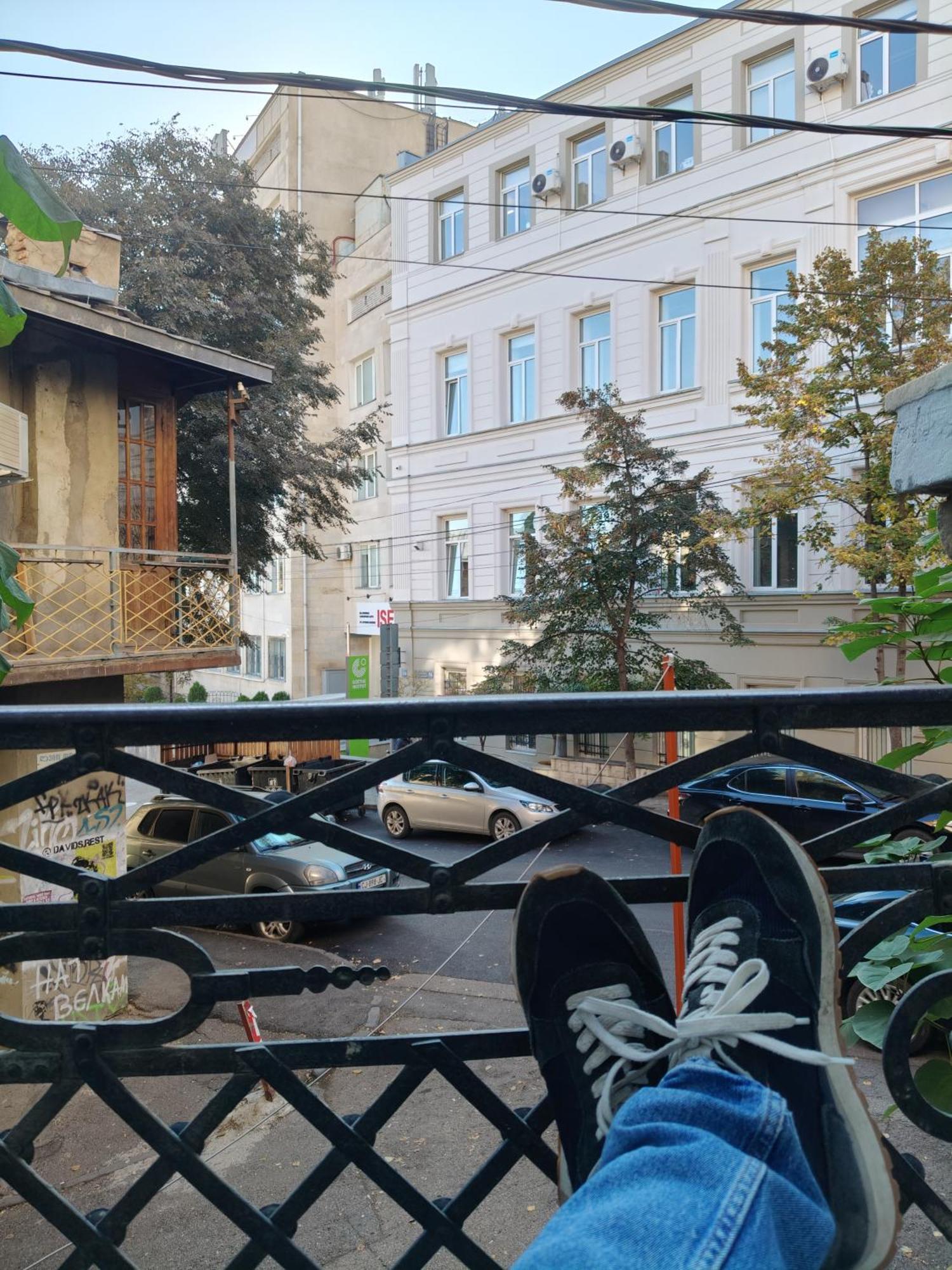 Ambience Hostel & Apartments Tbilisi Exterior photo